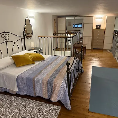 Gloria Apartman