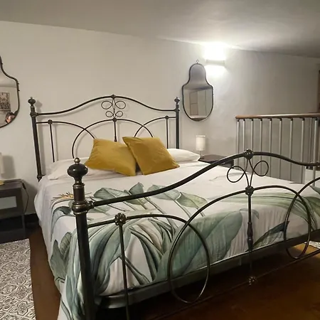 Gloria Apartment *