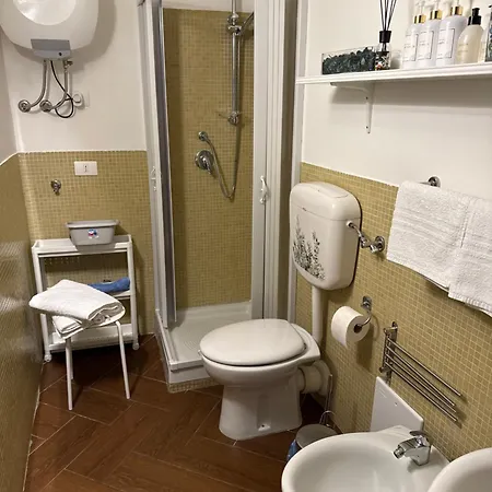 Gloria Κατάνια